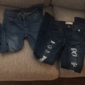 Bundle of 2 pairs of jeans